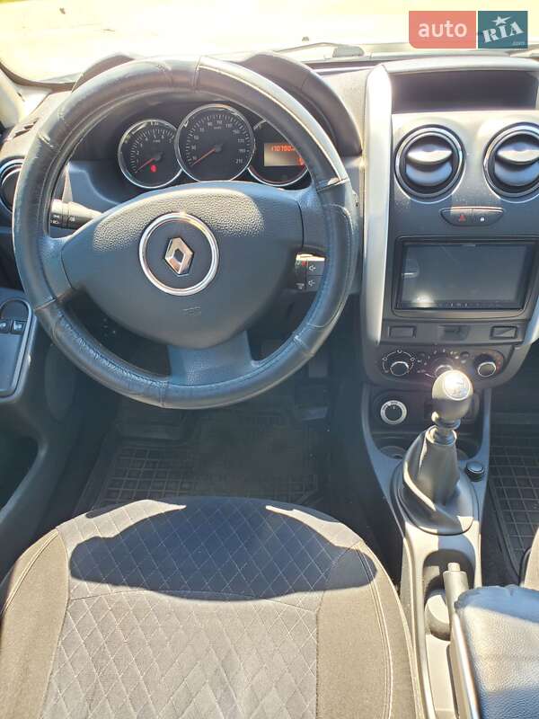 Внедорожник / Кроссовер Renault Duster 2015 в Кропивницком