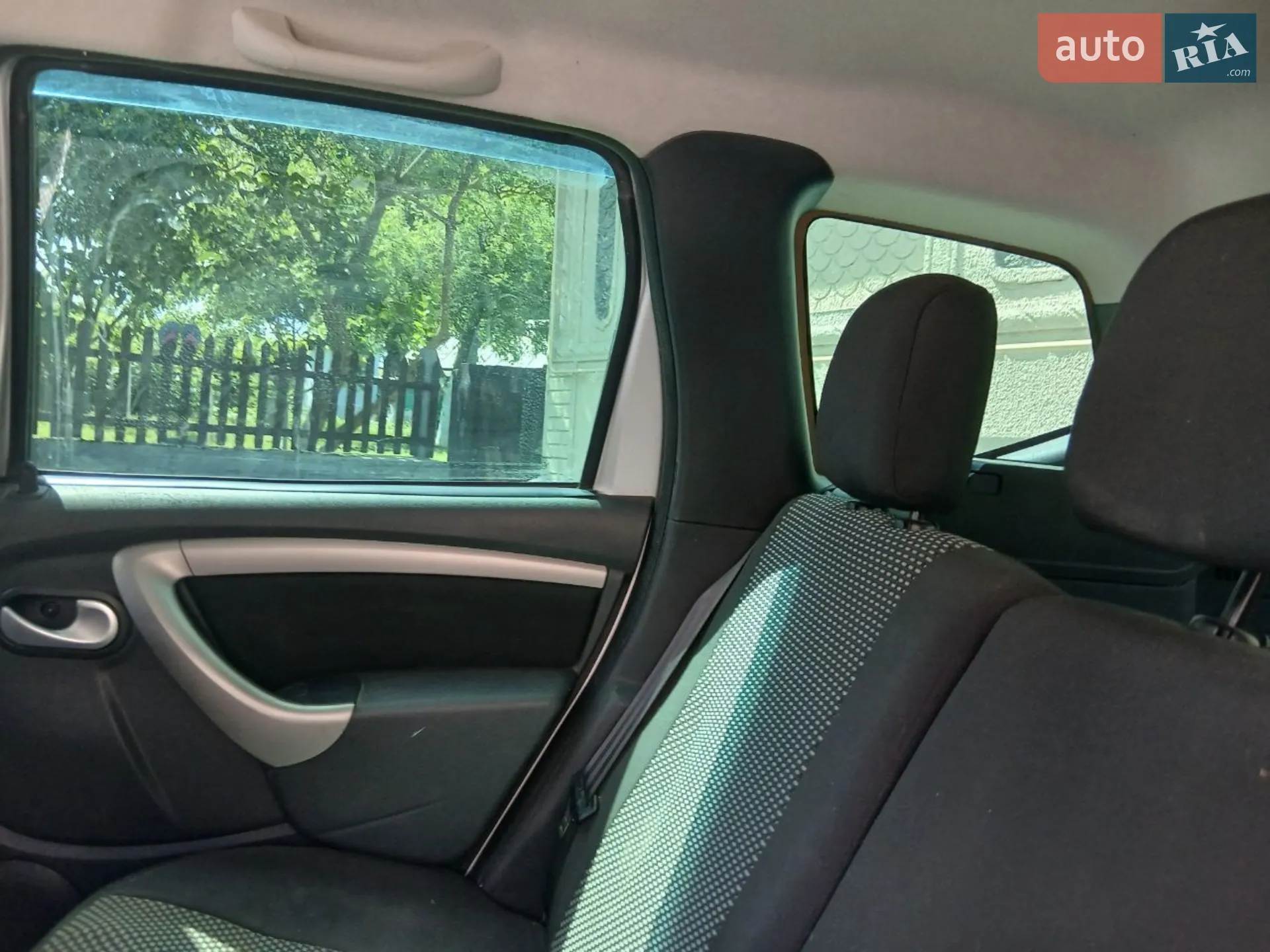 Renault Duster 2013 VIN VF1HSRC8548433576 фото оголошення 3 з 5