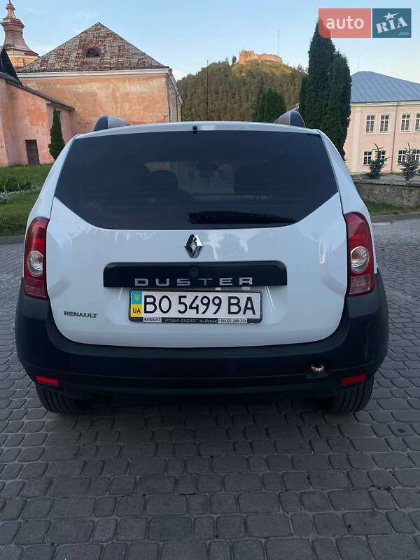 Внедорожник / Кроссовер Renault Duster 2012 в Кременце