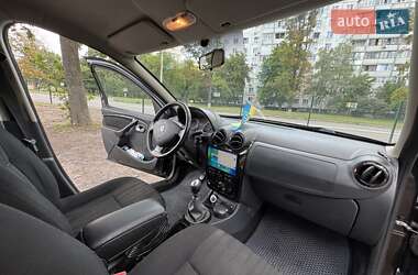 Внедорожник / Кроссовер Renault Duster 2012 в 