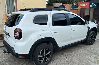 Внедорожник / Кроссовер Renault Duster 2018 в 