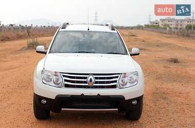 Внедорожник / Кроссовер Renault Duster 2015 в Софиевской Борщаговке