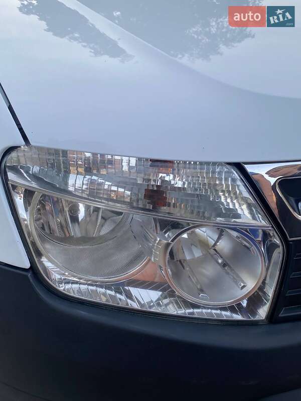 Внедорожник / Кроссовер Renault Duster 2012 в Кременце