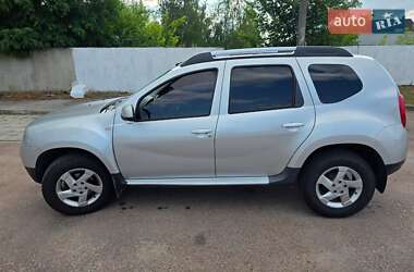Позашляховик / Кросовер Renault Duster 2011 в 