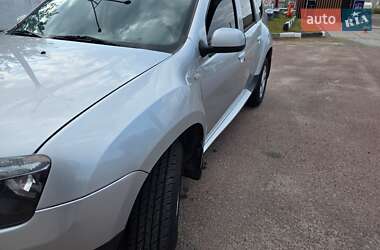 Позашляховик / Кросовер Renault Duster 2011 в 