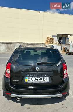 Внедорожник / Кроссовер Renault Duster 2012 в 