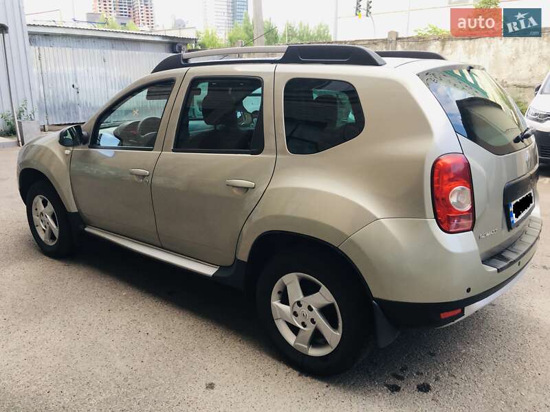Позашляховик / Кросовер Renault Duster 2012 в Києві