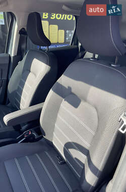 Позашляховик / Кросовер Renault Duster 2024 в Дніпрі