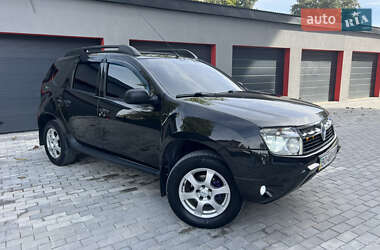 Позашляховик / Кросовер Renault Duster 2011 в 