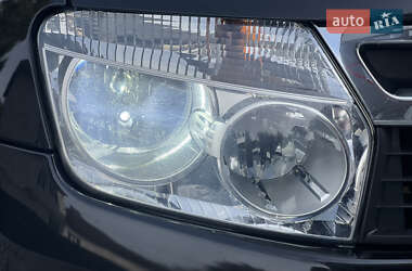 Позашляховик / Кросовер Renault Duster 2011 в 