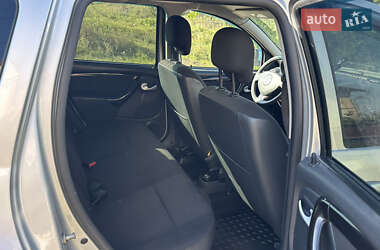Внедорожник / Кроссовер Renault Duster 2011 в 