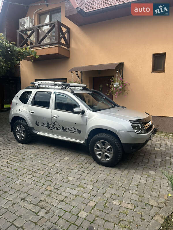 Внедорожник / Кроссовер Renault Duster 2016 в Сваляве