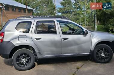 Внедорожник / Кроссовер Renault Duster 2015 в 