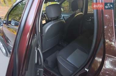Внедорожник / Кроссовер Renault Duster 2017 в 