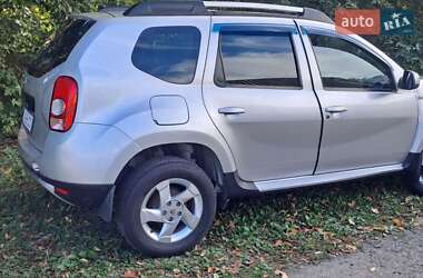 Внедорожник / Кроссовер Renault Duster 2010 в 