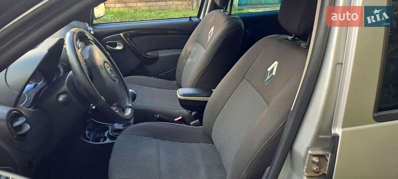 Внедорожник / Кроссовер Renault Duster 2010 в Полтаве