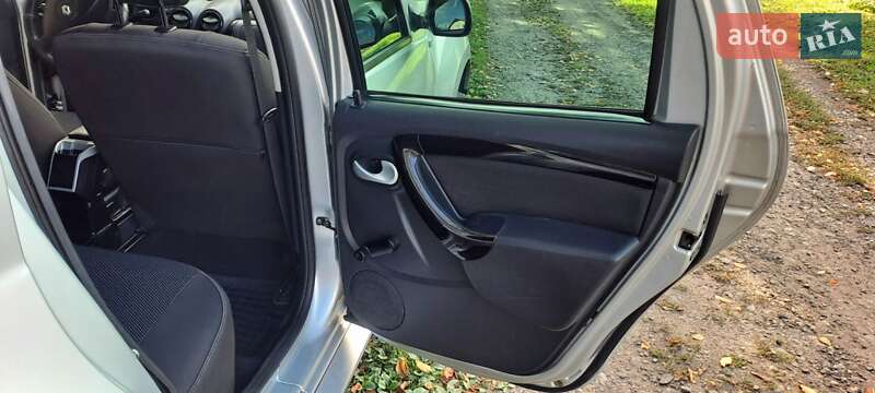 Внедорожник / Кроссовер Renault Duster 2010 в Полтаве