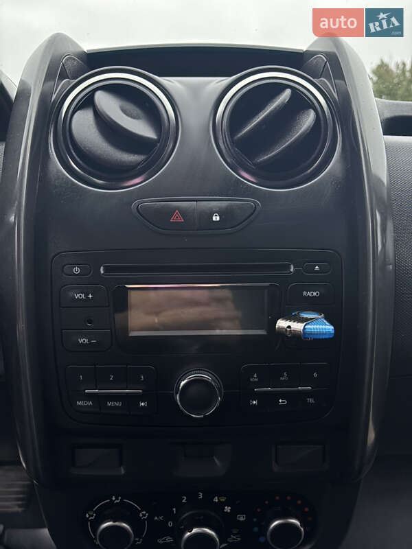 Позашляховик / Кросовер Renault Duster 2017 в Кельменцях фото 21 Позашляховик / Кросовер Renault Duster 2017 в Кельменцях