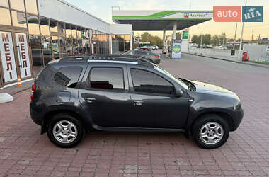 Внедорожник / Кроссовер Renault Duster 2017 в 