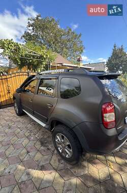 Позашляховик / Кросовер Renault Duster 2017 в 