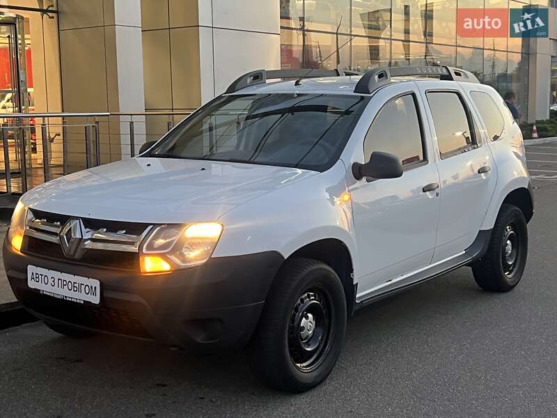 Внедорожник / Кроссовер Renault Duster 2016 в Киеве