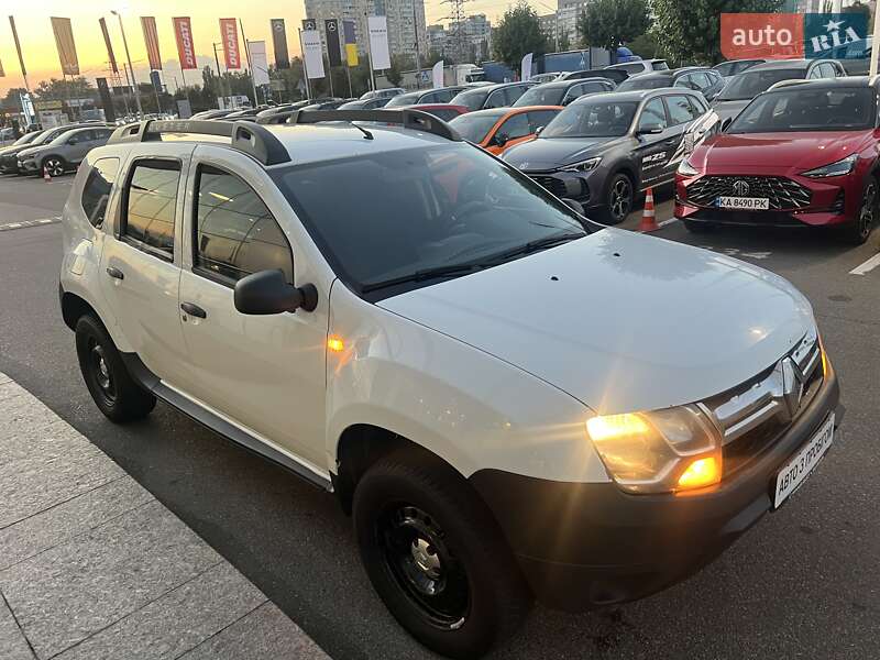 Внедорожник / Кроссовер Renault Duster 2016 в Киеве