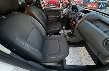 Позашляховик / Кросовер Renault Duster 2016 в  фото 17 Позашляховик / Кросовер Renault Duster 2016 в