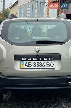 Внедорожник / Кроссовер Renault Duster 2012 в 