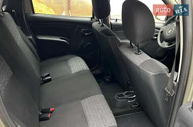 Внедорожник / Кроссовер Renault Duster 2012 в 