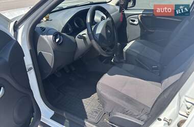 Внедорожник / Кроссовер Renault Duster 2012 в Запорожье