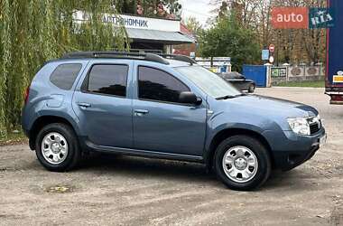 Позашляховик / Кросовер Renault Duster 2011 в 