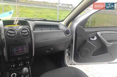 Внедорожник / Кроссовер Renault Duster 2016 в 