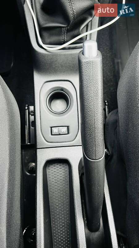 Внедорожник / Кроссовер Renault Duster 2020 в Киеве фото 30 Внедорожник / Кроссовер Renault Duster 2020 в Киеве