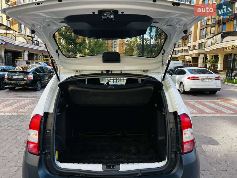 Внедорожник / Кроссовер Renault Duster 2016 в Киеве фото 14 Внедорожник / Кроссовер Renault Duster 2016 в Киеве