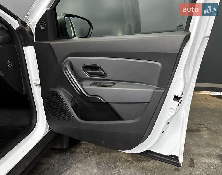 Позашляховик / Кросовер Renault Duster 2021 в Києві фото 37 Позашляховик / Кросовер Renault Duster 2021 в Києві