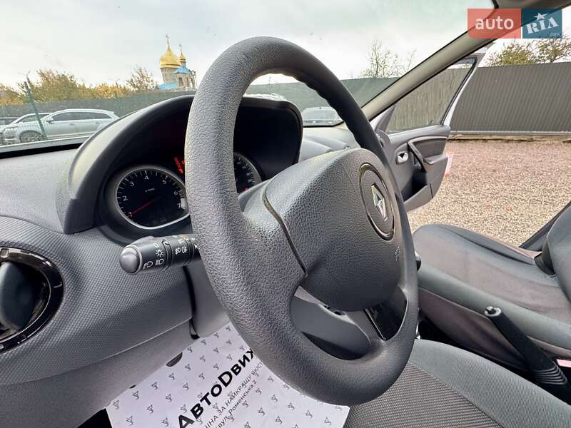 Внедорожник / Кроссовер Renault Duster 2011 в Сумах