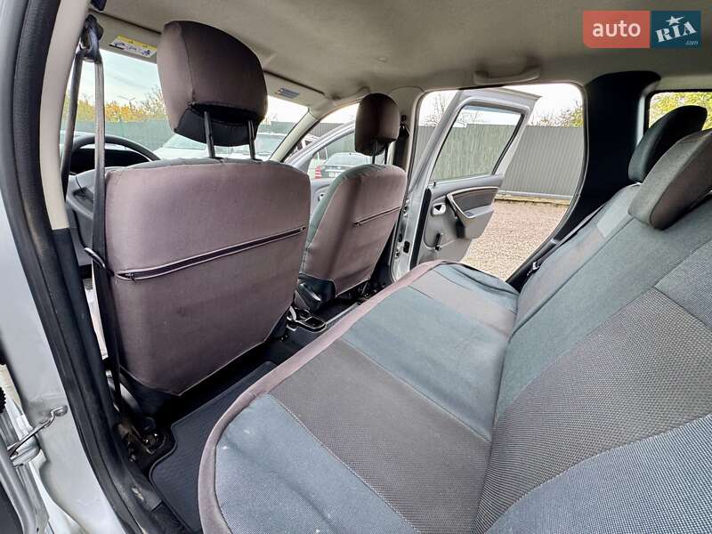 Внедорожник / Кроссовер Renault Duster 2011 в Сумах