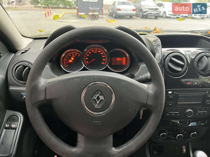 Внедорожник / Кроссовер Renault Duster 2015 в Софиевской Борщаговке