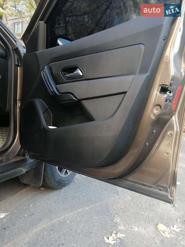 Внедорожник / Кроссовер Renault Duster 2019 в Киеве фото 11 Внедорожник / Кроссовер Renault Duster 2019 в Киеве