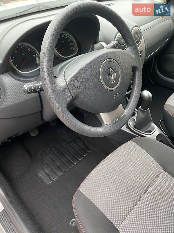 Внедорожник / Кроссовер Renault Duster 2013 в Киеве фото 2 Внедорожник / Кроссовер Renault Duster 2013 в Киеве