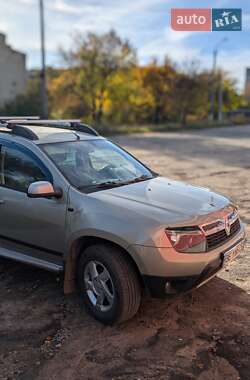 Позашляховик / Кросовер Renault Duster 2010 в Первомайську