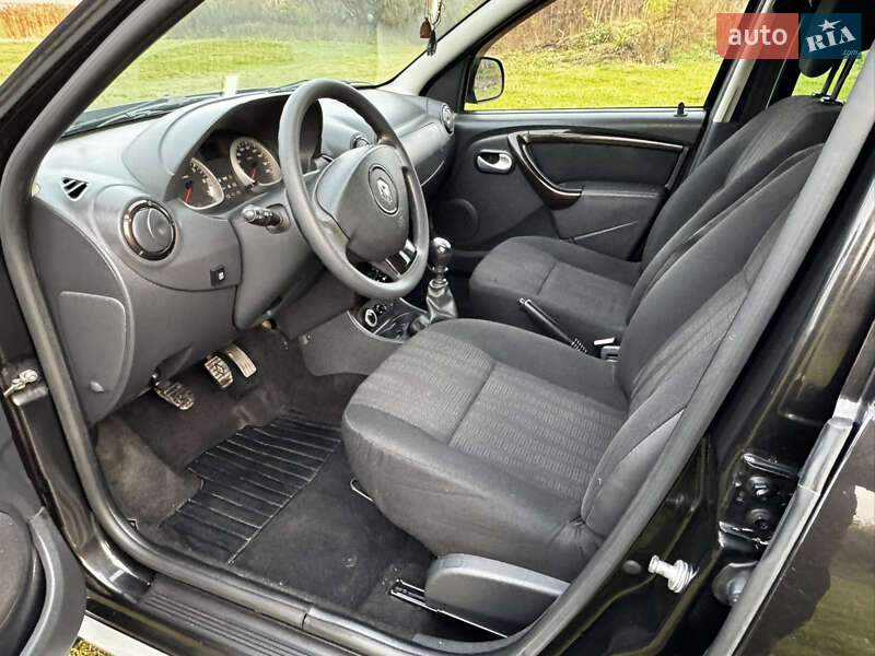 Внедорожник / Кроссовер Renault Duster 2012 в Каменец-Подольском фото 21 Внедорожник / Кроссовер Renault Duster 2012 в Каменец-Подольском