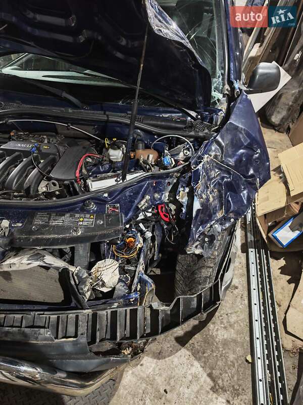 Внедорожник / Кроссовер Renault Duster 2010 в Каменском фото 3 Внедорожник / Кроссовер Renault Duster 2010 в Каменском