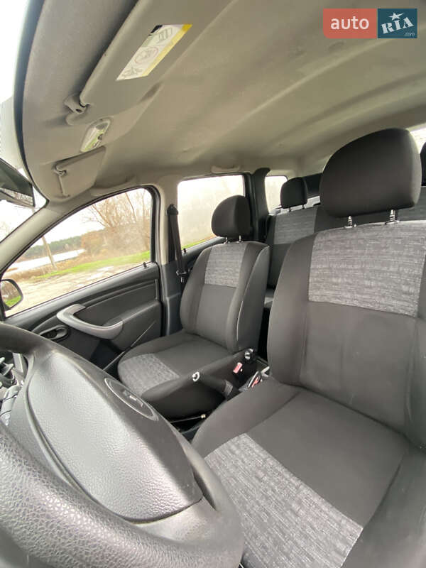 Внедорожник / Кроссовер Renault Duster 2010 в Киеве