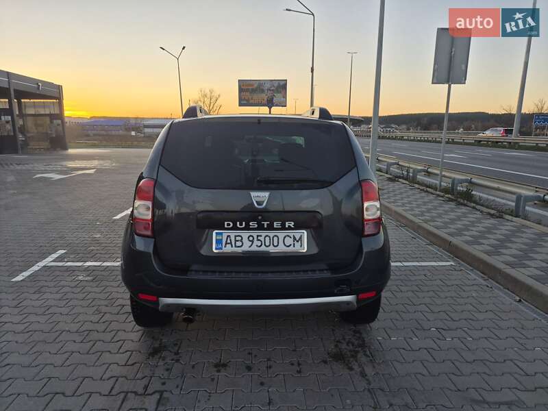 Внедорожник / Кроссовер Renault Duster 2015 в Киеве