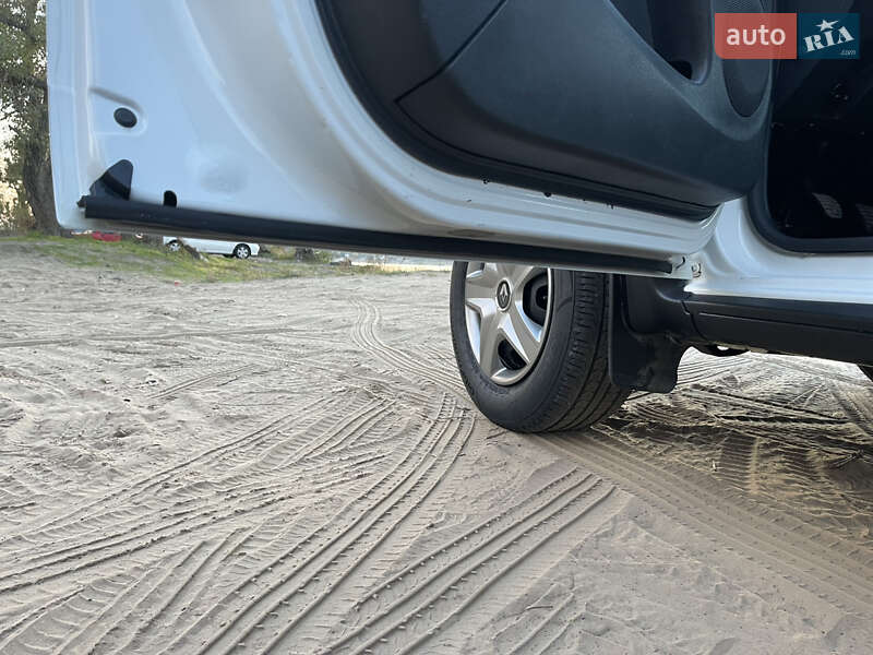 Внедорожник / Кроссовер Renault Duster 2017 в Запорожье фото 52 Внедорожник / Кроссовер Renault Duster 2017 в Запорожье