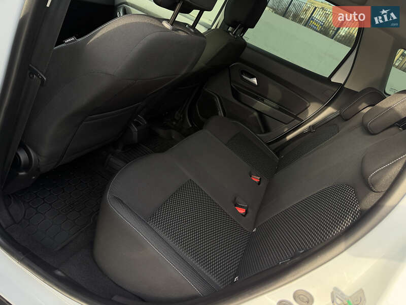 Позашляховик / Кросовер Renault Duster 2021 в Полтаві фото 86 Позашляховик / Кросовер Renault Duster 2021 в Полтаві