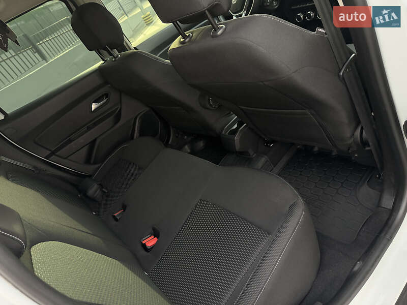 Позашляховик / Кросовер Renault Duster 2021 в Полтаві фото 90 Позашляховик / Кросовер Renault Duster 2021 в Полтаві