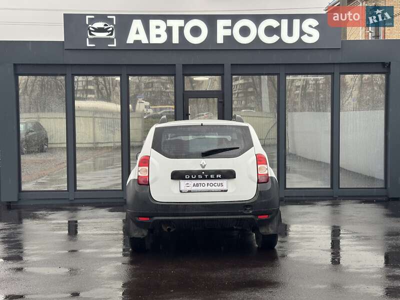 Внедорожник / Кроссовер Renault Duster 2015 в Киеве