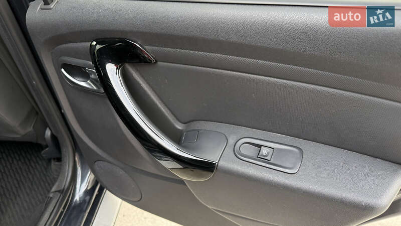 Позашляховик / Кросовер Renault Duster 2017 в Києві